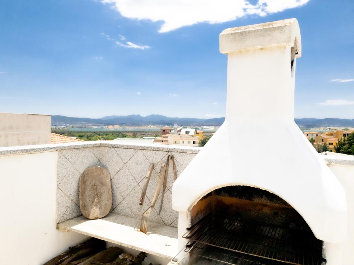 Penthouse Attico Pop - Pms Casevacanze Olbia Bagian luar foto