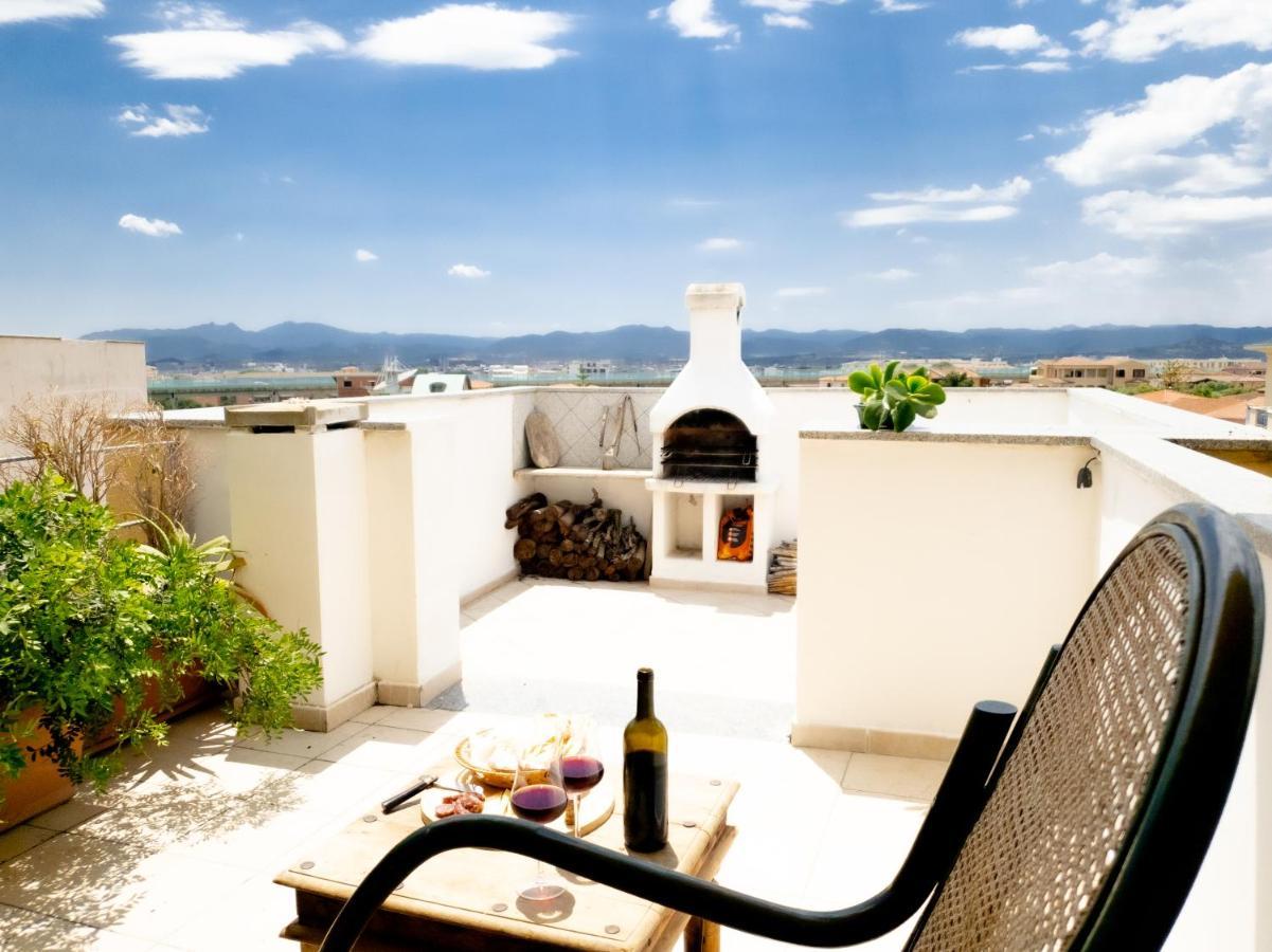 Penthouse Attico Pop - Pms Casevacanze Olbia Bagian luar foto